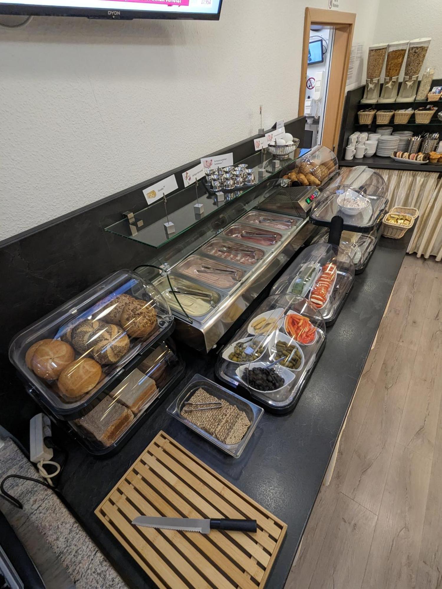 Adler Hotel Frankfurt Frankfurt am Main Ngoại thất bức ảnh