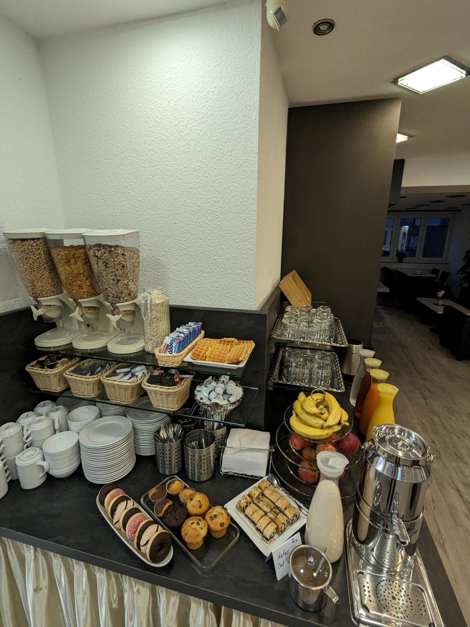 Adler Hotel Frankfurt Frankfurt am Main Ngoại thất bức ảnh